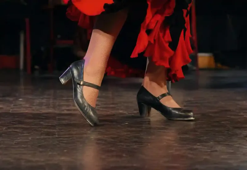ballerini di flamenco usano scarpe diverse
